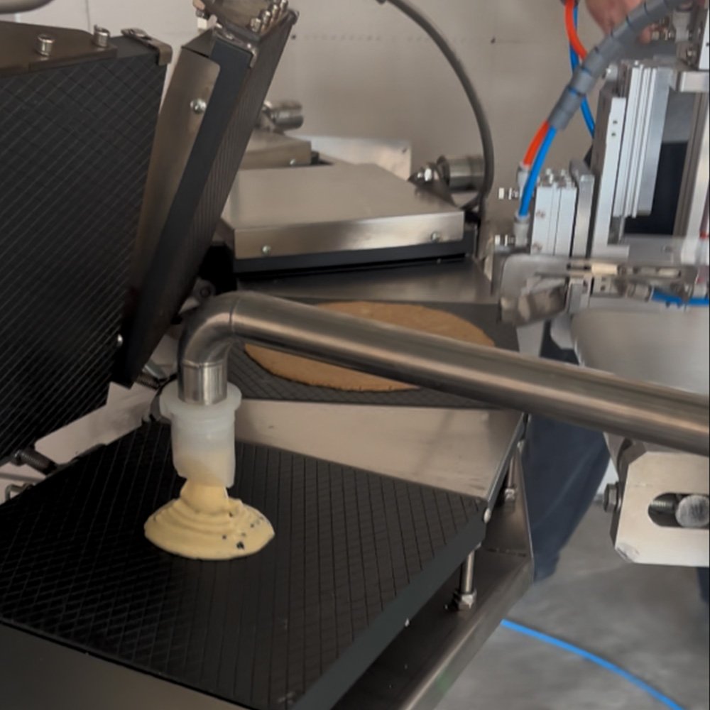 Egg Roll Machine2